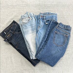•JEANS BUNDLE• 4 pairs!
